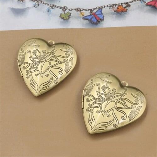 8 PCS 45mm Antique Bronze Plated Metal Copper Heart Shape Double Sided Flowers Carved Photo Locket Pendant For Jewelry Making