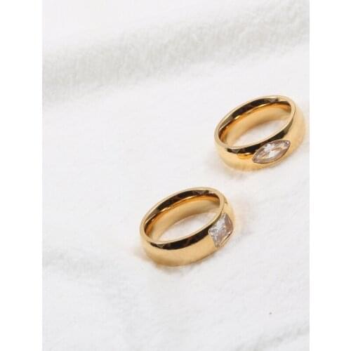 Le Liin Wedding Rings