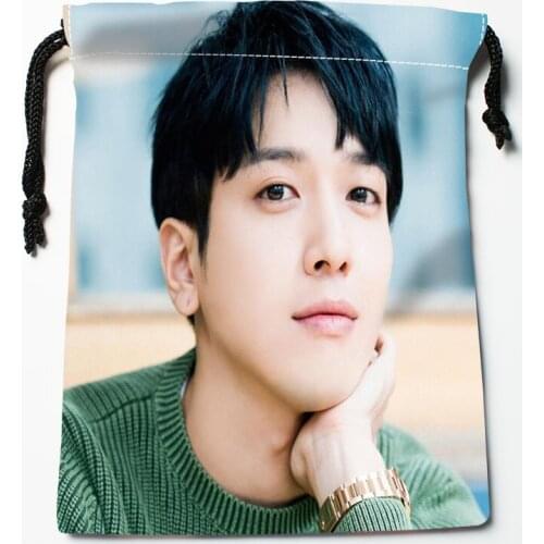 Custom Jung yong hwa KPOP Drawstring Bags Wedding Party Christmas Gift Pouches Packing 18x22cm Satin Fabric Storage Bag 12.2