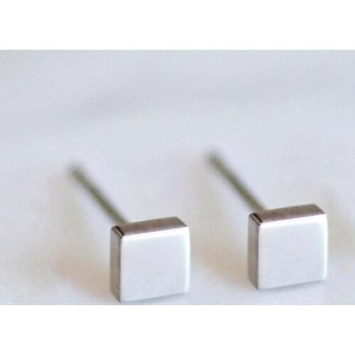 Square Design Earring Studs Elegant Fashion Women Jewelry Earring Girl Gifts BGE158