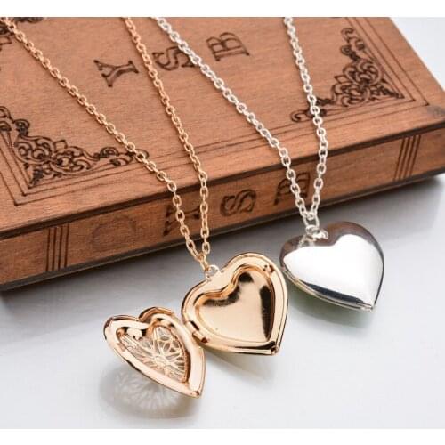Stylish Necklace Women Kolye Heart Photo Frame Necklace Pendant Jewelry Gothic Choker Collares De Moda Sweater Coat Necklaces