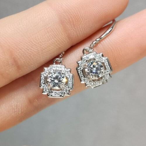 Inbeaut New Arrival 925 Sterling Silver Excellent Cut Pass Diamond Test 0.5 ct Best Quality D Color Moissanite Drop Earrings