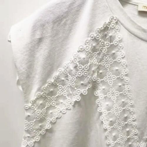 Womens White Sleeveless Tank Top Embroidery Floral 2021 Summer New Loose O Neck Vest