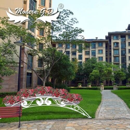 Eco-Friendly Feature large size round plant iron frame pot wholesale models