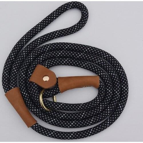 Reflective Dog Leash for Large Dogs Training Pet Product Collars 5 FT black color Harnesses Dog Accessory Adjustable Dog Leash