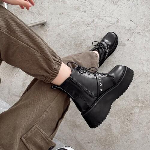 Platform Ankle Boots Women Black Punk Motorcycles Boots Ladies Thick Bottom Boots Winter Platform Shoes Botas De Mujer YMB297