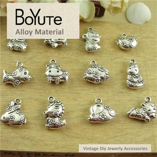BoYuTe (12 Pieces/Bag) Factory Supplier Antique Silver 12 Chinese Zodiac Pendant Charms Diy Metal Alloy Jewelry Accessories