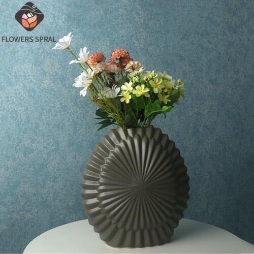 Modern Handmade Ceramic Vase Decoration Light Luxury Simple Nordic Hydroponic Green Plants Gardening Home Decoration Vase