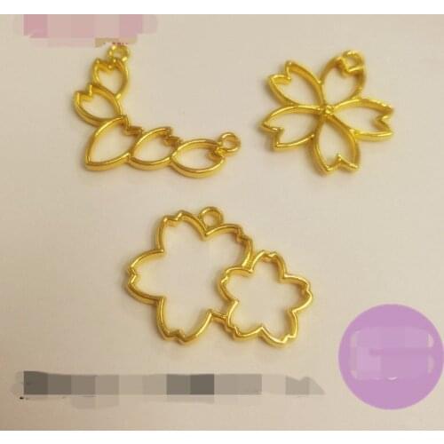 10 pcs/lot Double cherry double hole petals Metal Frame Pendant Gold Charm Bezel Setting Cabochon Setting UV Resin Charm