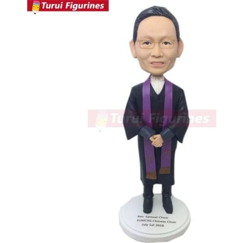 Priest Pastor Minister Reverend Rev Personalized Gift Custom Bobble Head Figurines Based on Customers' Photos Birthday Cake Topp