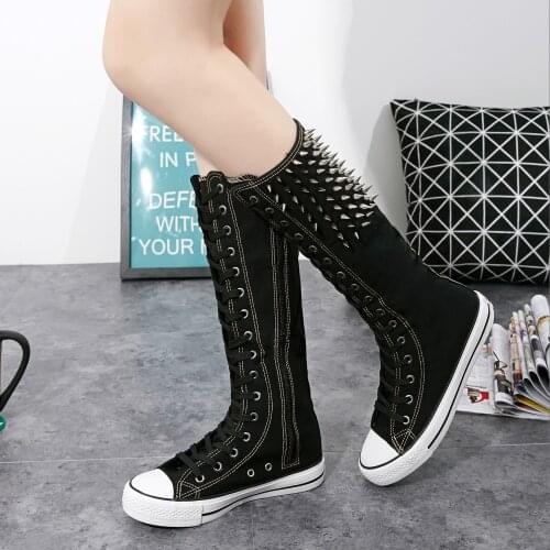 2021 spring Korean fashion rivet canvas shoes women lace casual shoes flat super high top high tube
