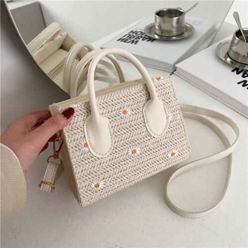 Fashion Spring and Summer Shoulder Crossbody Bag for Women 2021 Leather Woven Bag Female Designer Casual Small Fresh Handbags