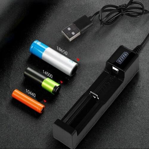 1 Slot USB Port LED Indicator Smart Charger Adapter for Rechargeable Battery