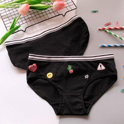 Cartoon Cute Stretch Wide-waisted Soft Cotton Comfortable Mid-waist Cartoon Printed Cotton Briefs Lingerie Femme