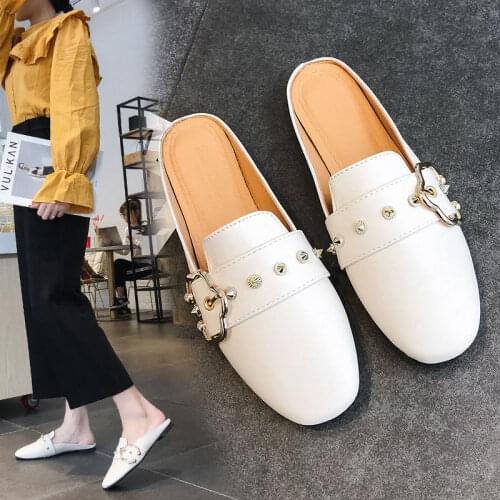 Womens slippers outdoor Womens slippers Flat Muller slippers Womens Fashion sandals 2021 new fashion leather shoes