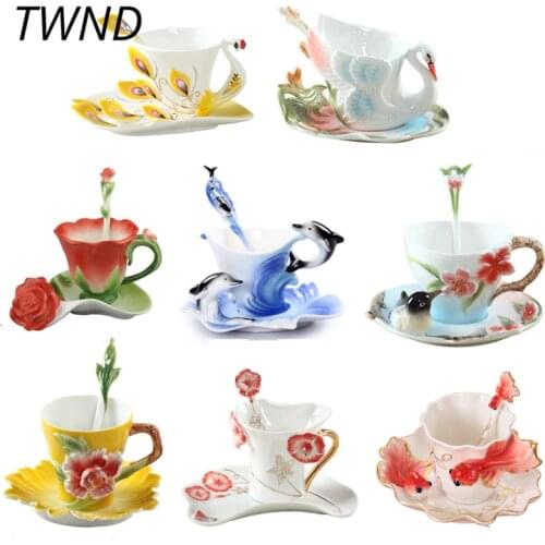 Enamel Coffee Mugs Procelain Tea Cups and Mugs With Saucer Spoon Peacock Swan Dolphins Europe Style Mark Creative Drinkware