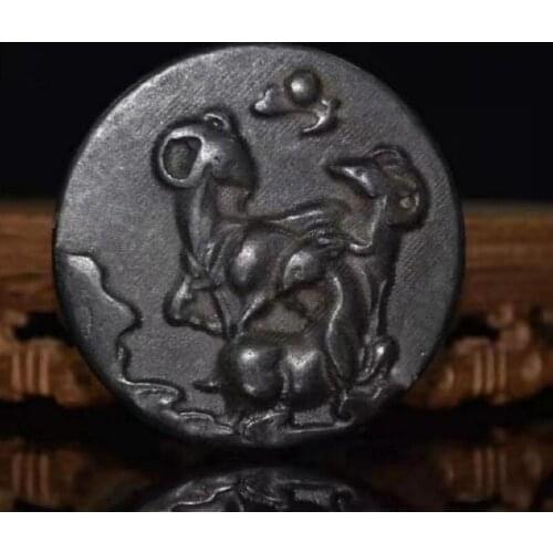 Hongshan culture archaize black iron meteorite Three Yang kaitai pendant statue