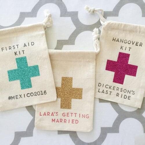 Customize glitter Cross First Aid Bag birthday survival bridesmaid favor thank you gift bachelorette Hangovers bag Candy pouches