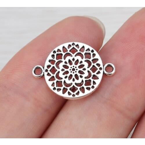 30 x Tibetan Silver Round Flower Connectors Charms 2 Sided for DIY Bracelet Necklace Jewelry Making Findings 20x14mm