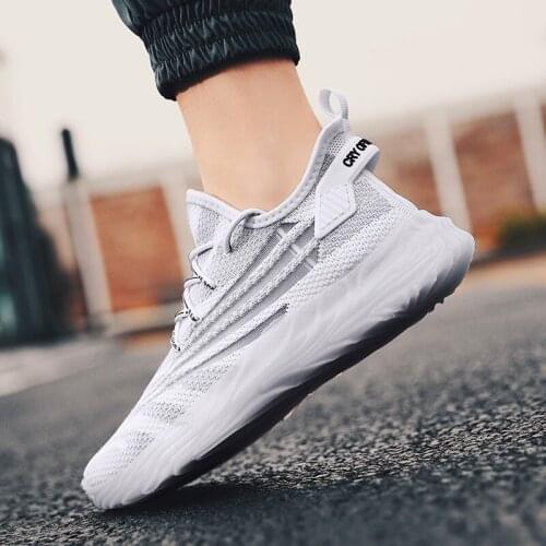 Mens running shoes mens sports shoes breathable adult sports coach shoes breathable sports casual shoes mens shoes