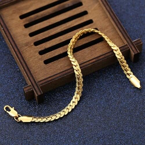 Classic Golden bracelet temperament for men and women