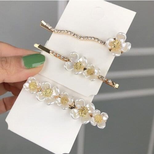 Romantic White Shell Flower Barrette Hair Clips for Women Crystal Rhinestone Hair Pins Wedding Hair Jewelry Accessories MS238