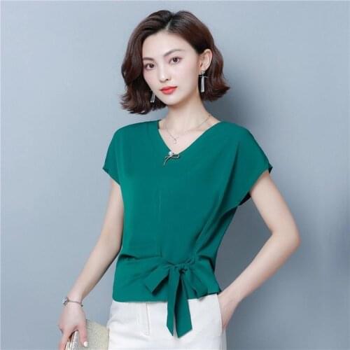 Summer 2020 New Womens Female Red Green V Neck Bow Short Sleeve Chiffon Blouse Shirt , Woman Casual Loose Pleated Blouses
