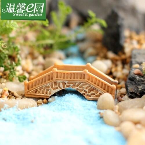 Resin Bridge Figurines Mini Resin Crafts Fairy Garden Miniatures DIY Terrarium Succulents Miniatures Micro Landscape Decoration