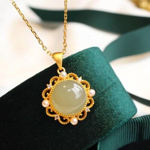 Natural Hetian Jade Green Jade Pendant Ancient Style S925 Sterling Silver Pendant round Jade Vintage Palace Pearl Ornament for W