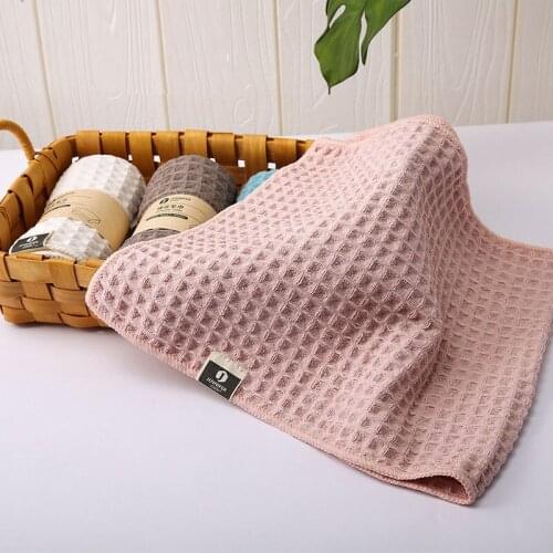 Microfiber Cotton Strong Absorbent Towel, Refreshing Fashion Gauze Plaid Towel, Soft and Skin-friendly