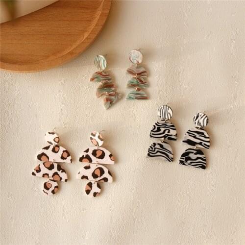 AOMU 2020 New Trendy Acrylic Multicolor Black White Stripe Leopard Pattern Geometric Round Semicircle Earrings for Women Jewelry