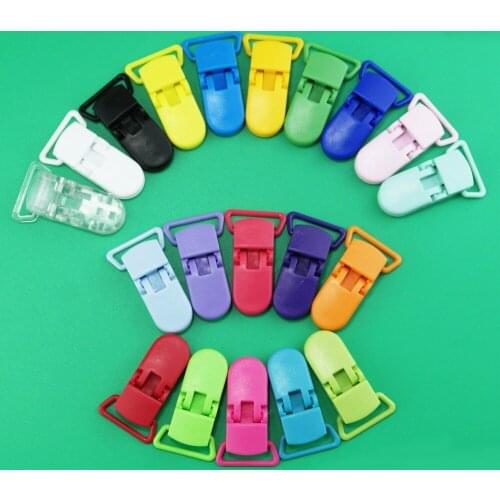 Sutoyuen 200pc Mix 20 Colors 20MM KAM D Shape Plastic Pacifier Clips Plastic Clamp Soother Dummy Baby Teether Toys Chain Holder