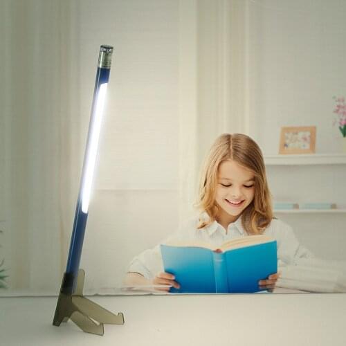 DAR Desk Lamp
