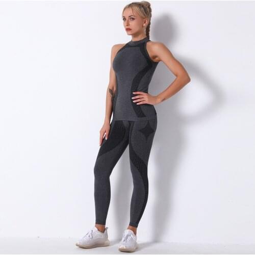 Women Seamless Set Striped Sports Yoga Clothing Vest Leggings Two-Piece Woman Workout Outdoor Sports Yoga Pants Running Suit