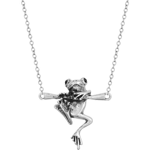 QIAMNI Pretty Animal Vintage 3D Realistic Baby Frog on a Branch Animal Unique Necklaces & Pendants Gift for Women and Girls