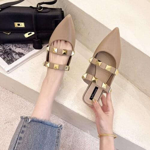 New Style Golden Rivet Flat Slippers Ladies Pointed Mules Summer Leather Slippers Ladies Sandals Womens Slippers Womens Shoes