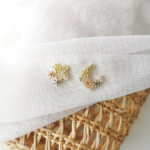 Origin Summer Korean Fashion Moon Star Asymmetric Stud Earring for Women Hollow Metallic Multicolor Cubic Zircon Earring Jewelry