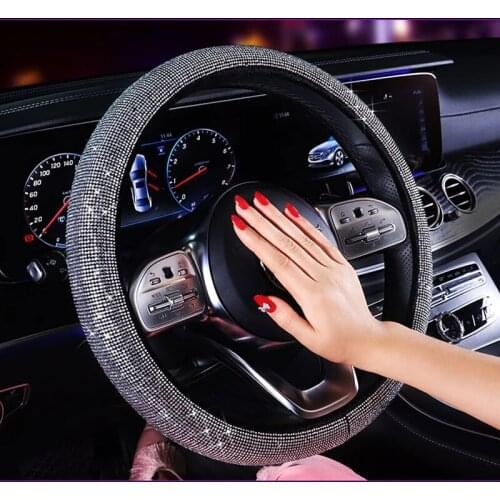 D Type Steering Wheel Cover Diamond Colorful Cute Non-Slip Funda Volante Coche Car Assessoires Interior Cubre Volante Auto Mujer