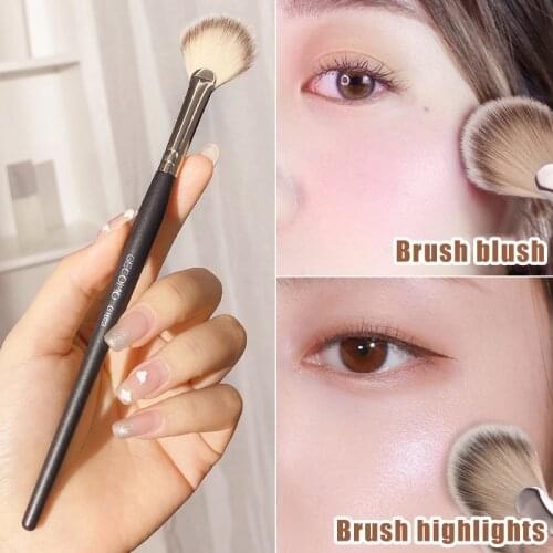 Black Silver Professional Makeup Brush Fan Foundation Concealer Brush High Quality Portable Makeup Tool