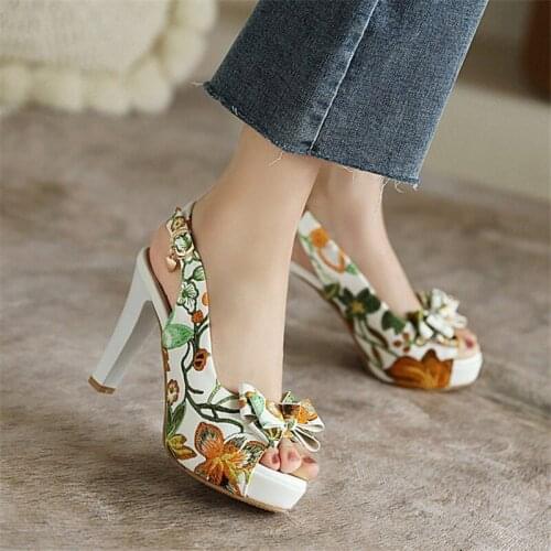 Butterfly Knot Women Sandals Summer Shoes Peep Toe Platform Shoes Women Pumps New 2021
