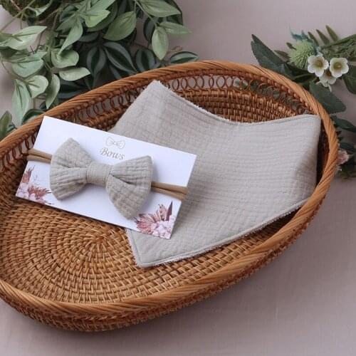 425F 2 Pcs Baby Girls Elastic Bow Headband Saliva Towel Set Princess Cotton Solid Color Bowknot Hair Band Bib Kit