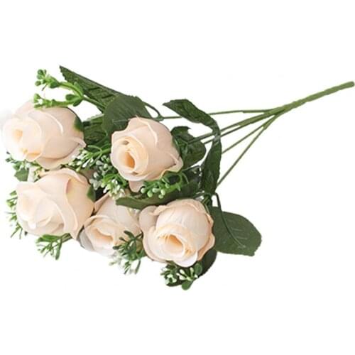 Hot Sale 50% Artificial Flower Fadeless Realistic Easy to Manage 6 Heads Vivid Simulation Flower for Garden