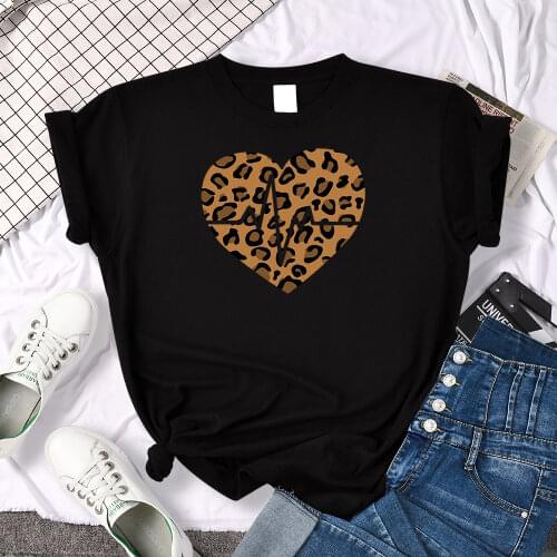 Leopard Heart Funny printing Womens T Shirts Street Fashion Loose T-Shirt Cartoon O-Neck Clothing Summer big Size Tshirt Women