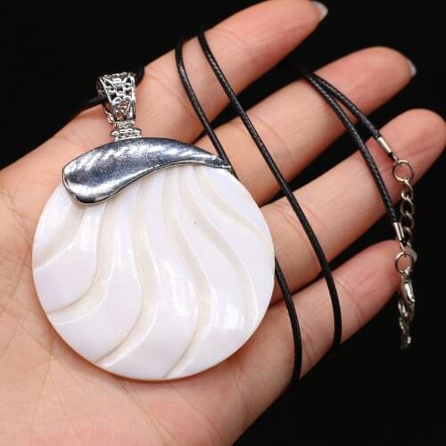 Natural Shell Necklace Reiki Heal Big Round Polished White Beach Shell Charms Necklace Jewelry for Women Wedding Jewelry Gift