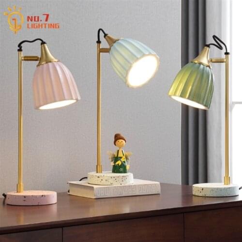 Nordic Ins Modern Luxury Ceramic Table Lamp Led E27 Terrazzo Marble Base Home Decor Bedroom Bedside Lamp Study Background Salon