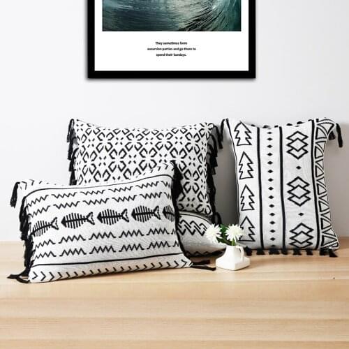 White Black Cotton Knitted Cushion Cover Decorative Geometric Pillow Cover with Tassels Home Sofa Bed Living Room 40x60cm Lumber