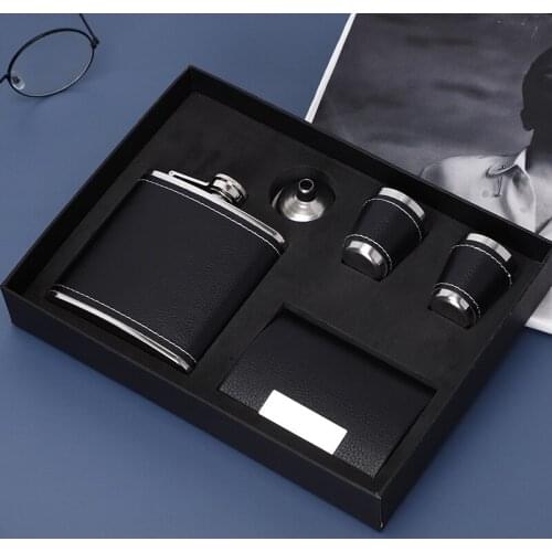 304 Stainless Steel Hip Flask 6oz Set Thickened Outdoor Portable Small Hip Flask Set With Wine Glass Funnel