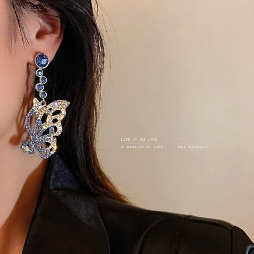 Xuapai Dangle Earrings
