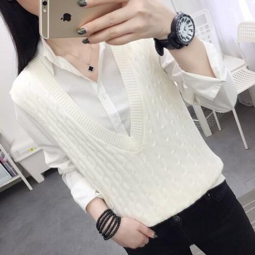 Autumn 2020 New Retro twist V-neck knitted waistcoat womens waistcoat without sleeve and sleeve