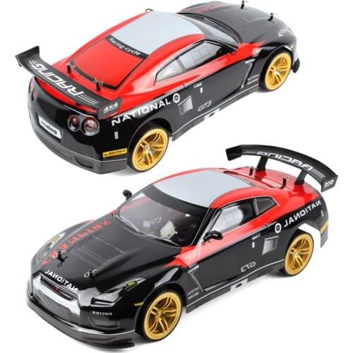 1:10 2.4G 70Km/H High Speed RC Car 4WD Battery Off Road Radio RC Vehicle with LED Headlight
